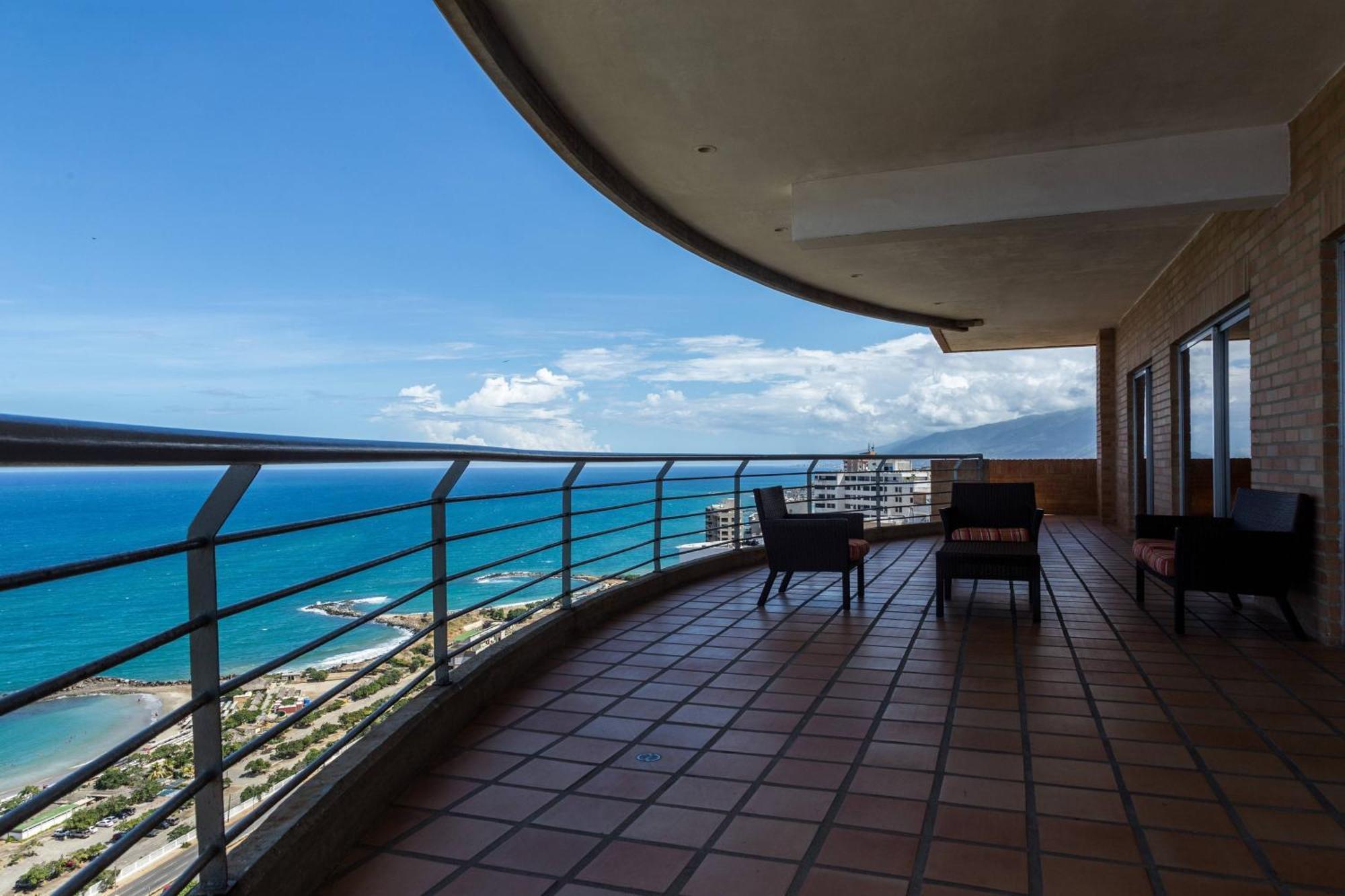 Marriott Venezuela Hotel Playa Grande Exterior photo